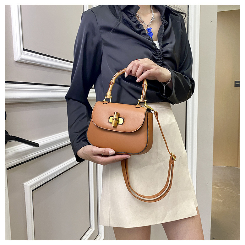 TAS SELEMPANG WANITA SHOULDER BAG KOREA FASHION SLINGBAG KEKINIAN BAHU CEWE KULIT LEVANA TA796B7 PREMIUM COKLAT BRANDED IMPORT BATAM TERBARU SIMPLE