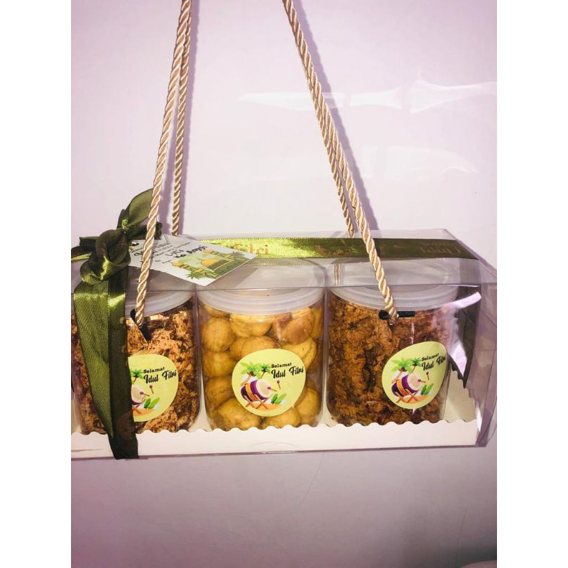 

HAMPERS LEBARAN CEMILAN & KUE