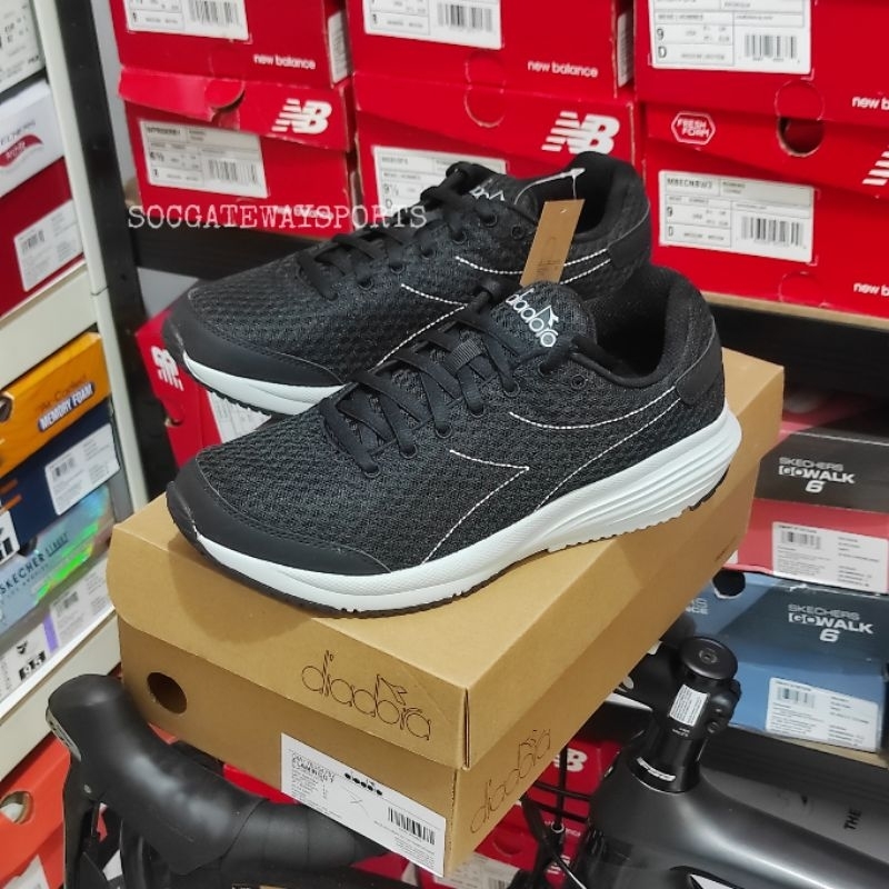 Diadora Flamingo 7 Men BLACK Original 100% BNIB - SNEAKERS DIADORA RUNNING SNEAKERS