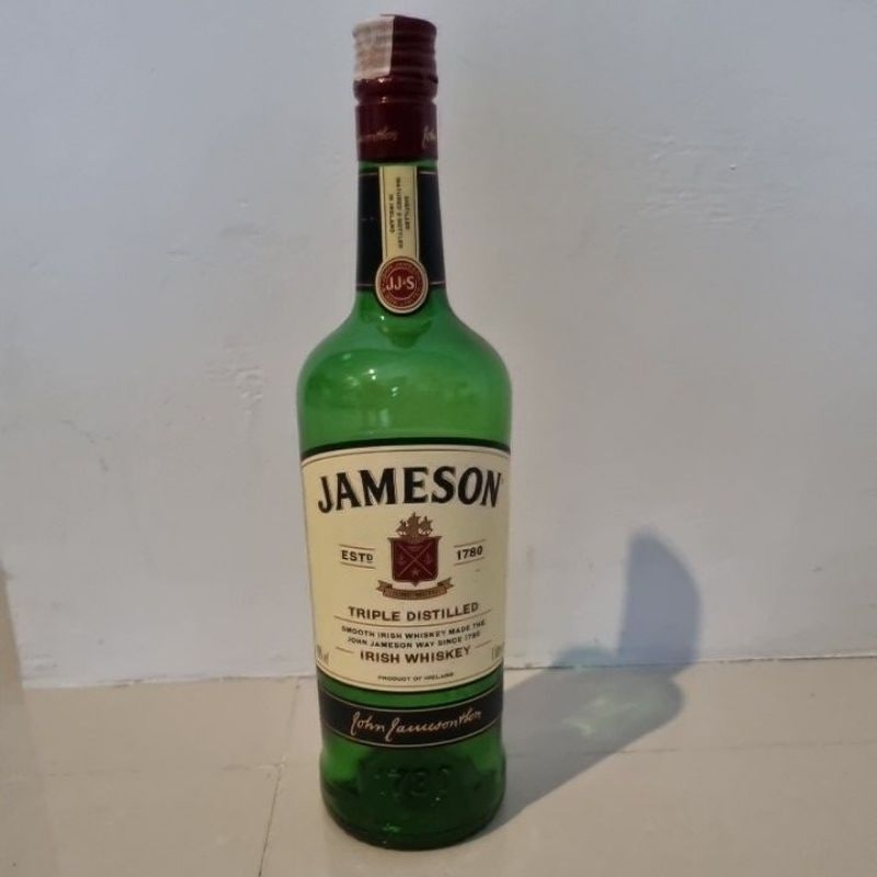 Botol minuman jameson whiskey kosong hiasan