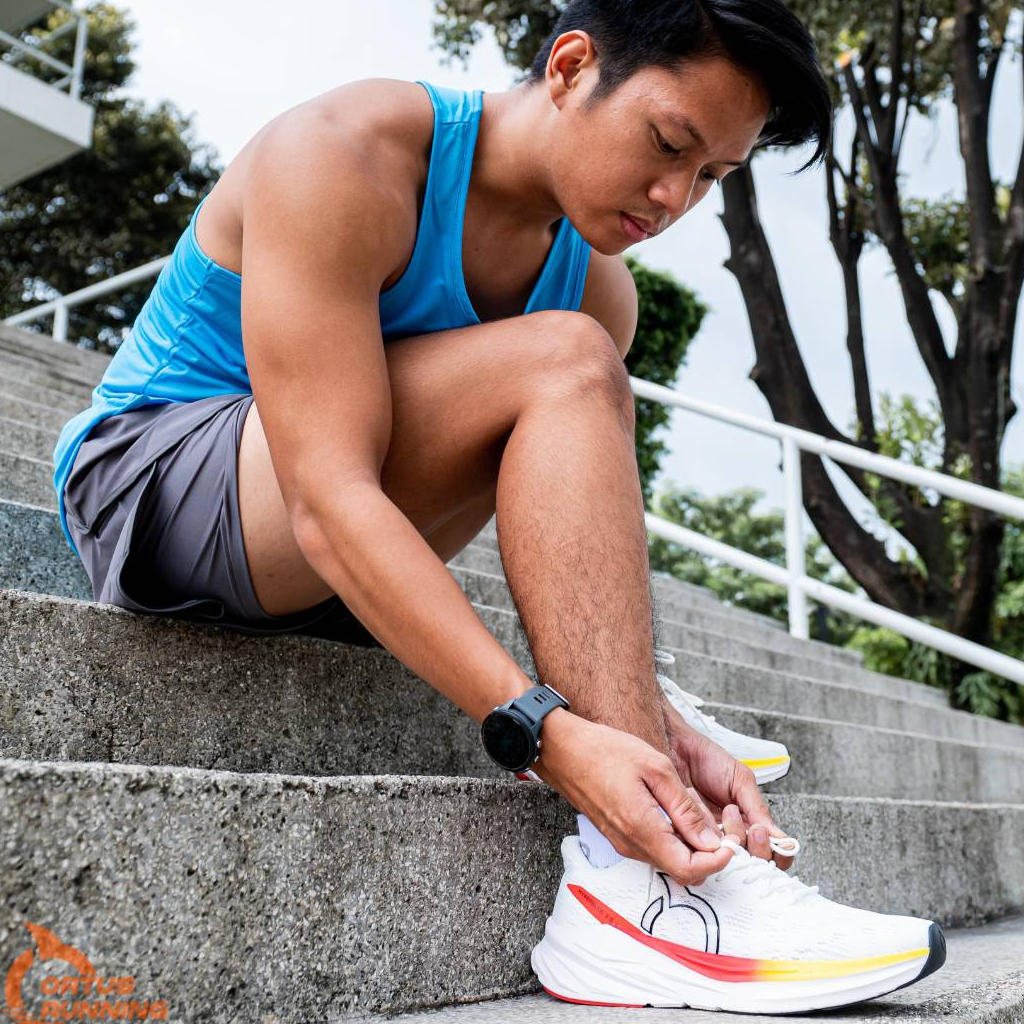 ortuseight hyperglide 2.0 white sepatu running original