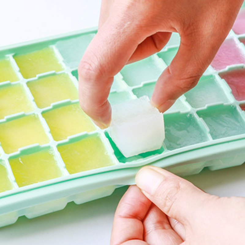 MARKAS88 Cetakan Es Batu Dengan Penutup Ice Cube Tray Bahan Silikon 36 Kotak dan 24 Kotak