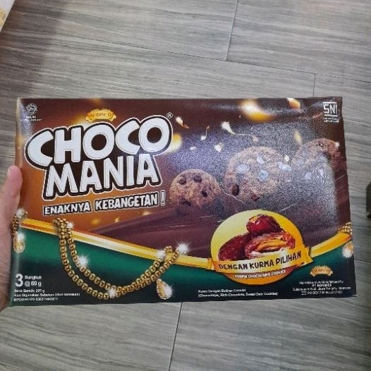 

Choco Mania Gift Pack CHOCOLATE CHIPS COOKIES dengan Kurma 207gr