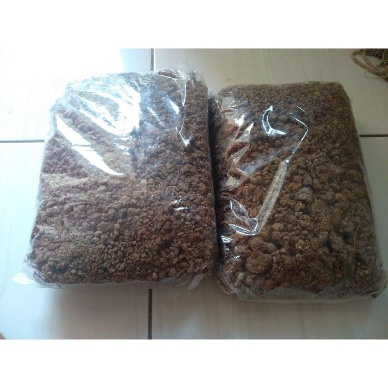 

pupuk organik kotoran puyuh murni kering 1kg