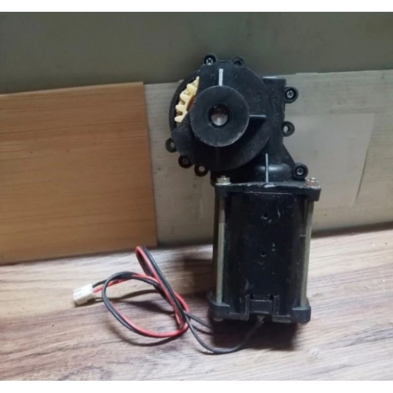 DC motor gearbox 24V - 120rpm