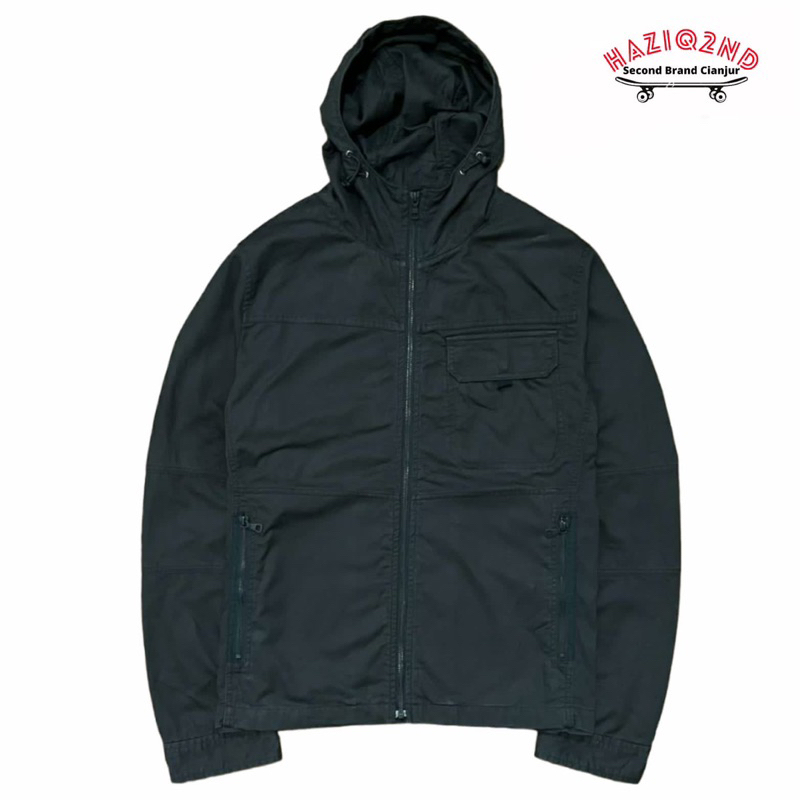 JACKET UNIQLO MILITARY