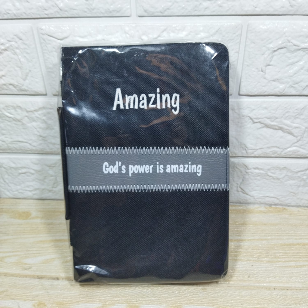 

Sampul Buku Alkitab Sedang Cover Tas Alkitab Sedang