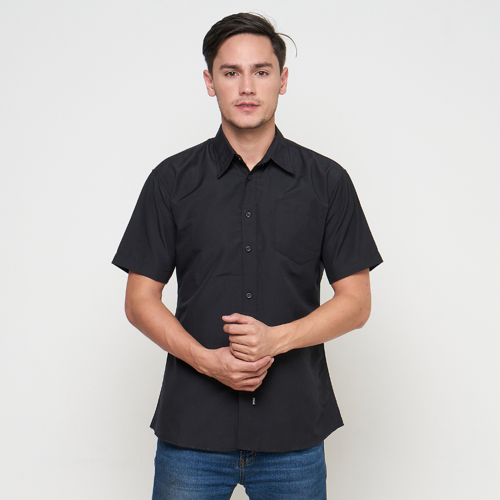 Kemeja Pria / Kemeja Pendek / Kemaja Polos / Kemeja Slimfit / Kemeja Lengan Pendek / Kemeja Formal