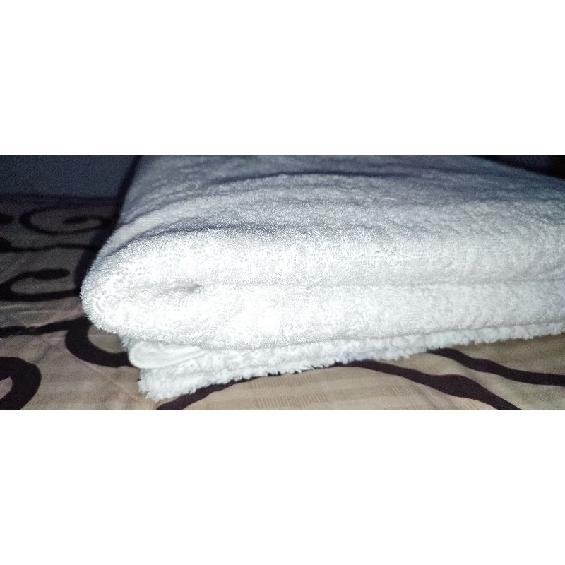 pool towel/handuk kolam renang