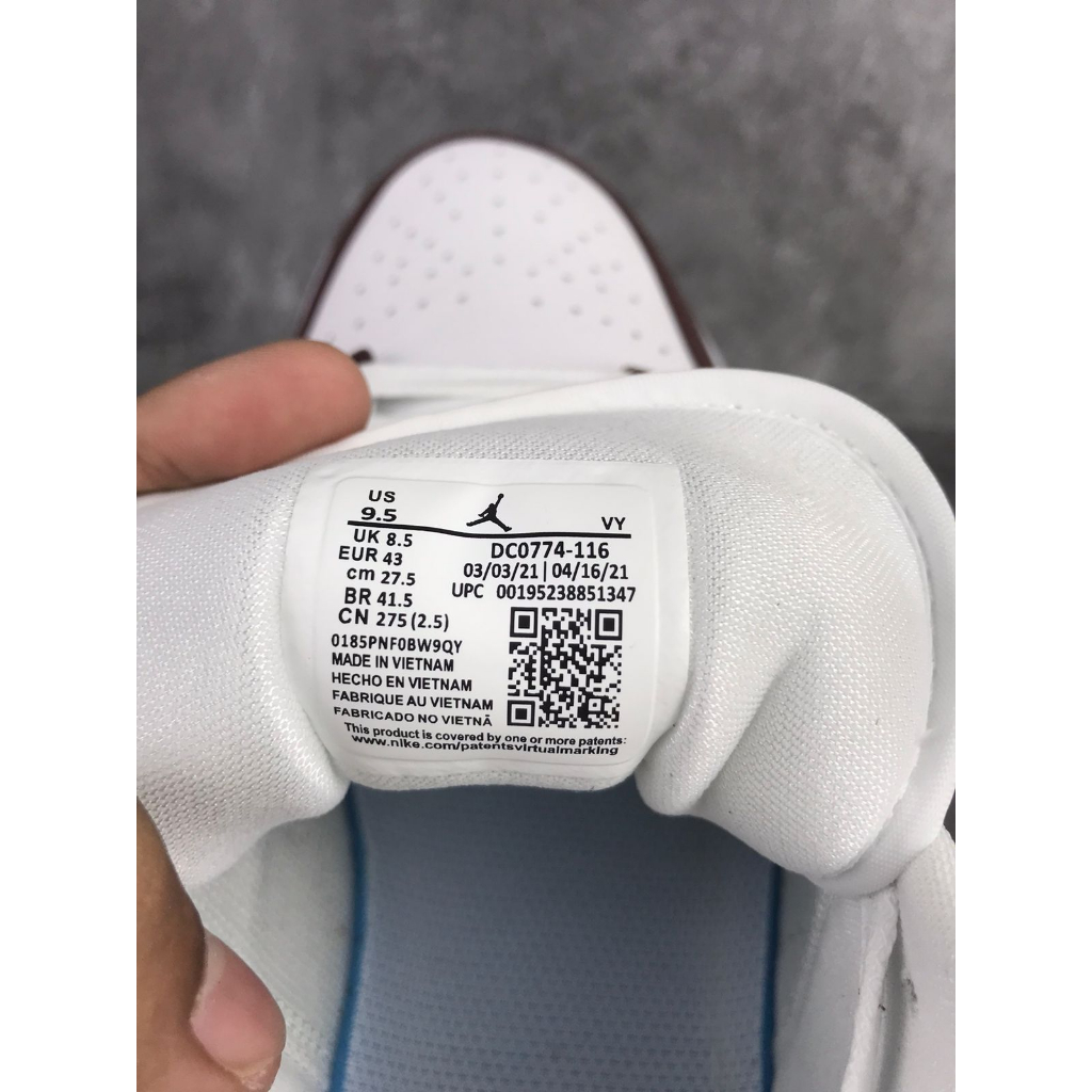 Jordan 1 Low Team Red (W), 100% Real Pic.