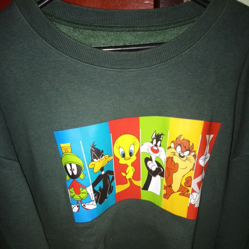 CrewneckGambarLooneyTunes