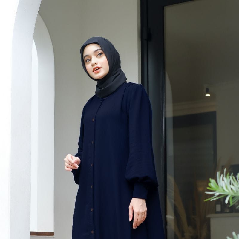 Gamis hitam premium/ Gamis wanita/ Gamis polos premium/ gamis crinkle/ polos hitam s
