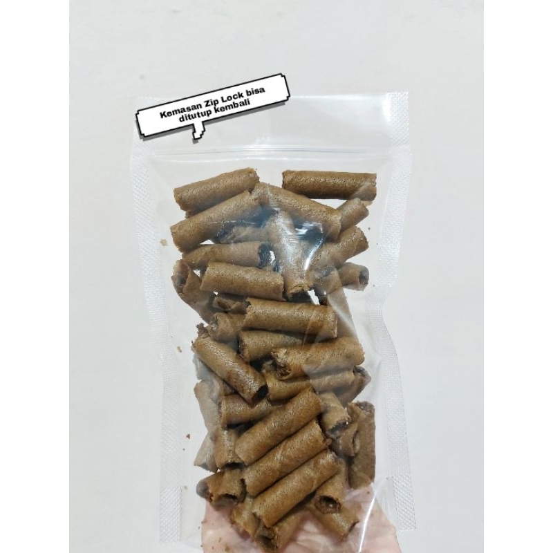 

Cemilan Snack Wafer Roll Stick Twister Astor Coklat 85gr