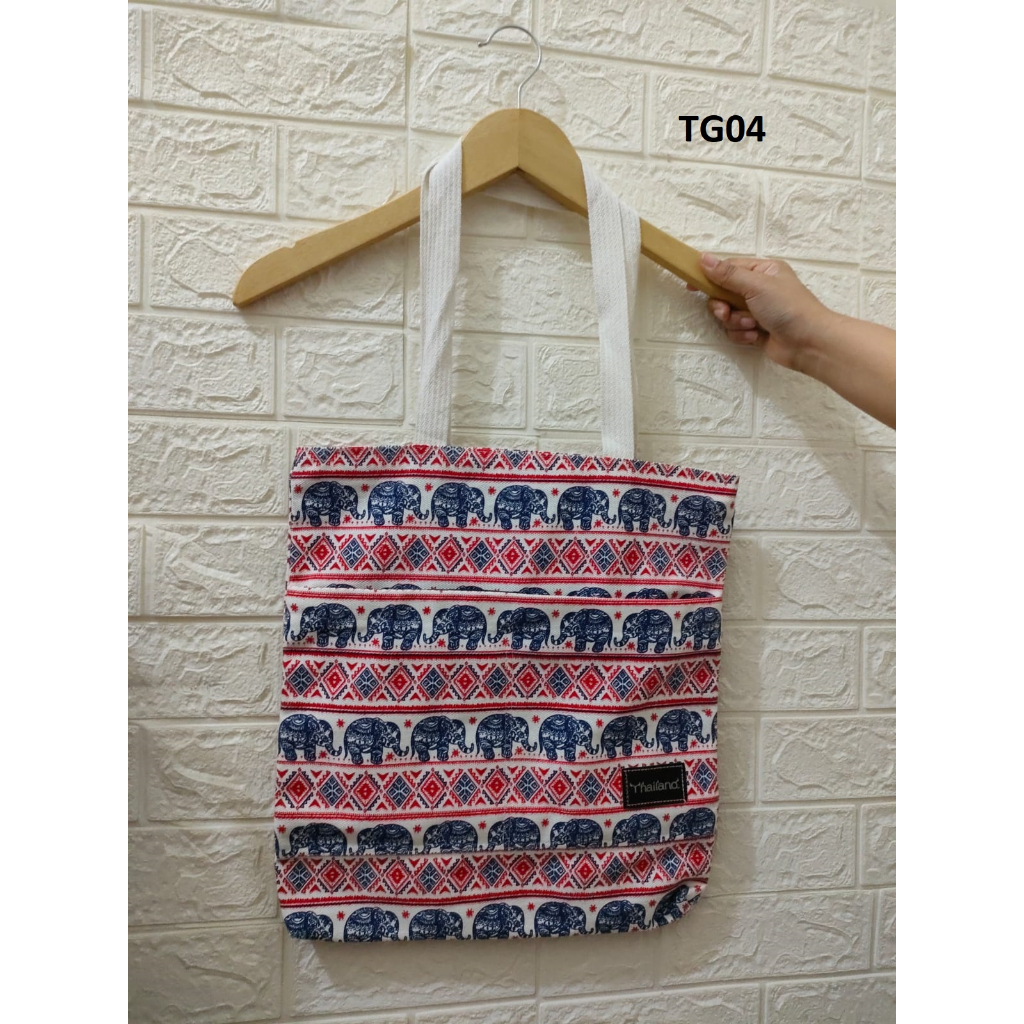 TOTE ZIPER BKK MOTIF GAJAH