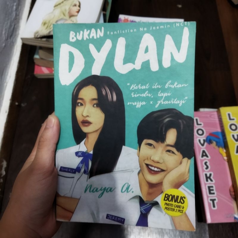 

(PRELOVED) SOFT COVER / BUKAN DYLAN - NAYA A