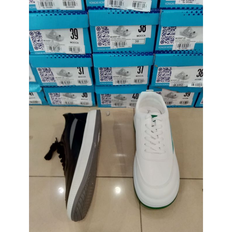SNEAKER PRIA YONGKI KOMALADI TERBARU