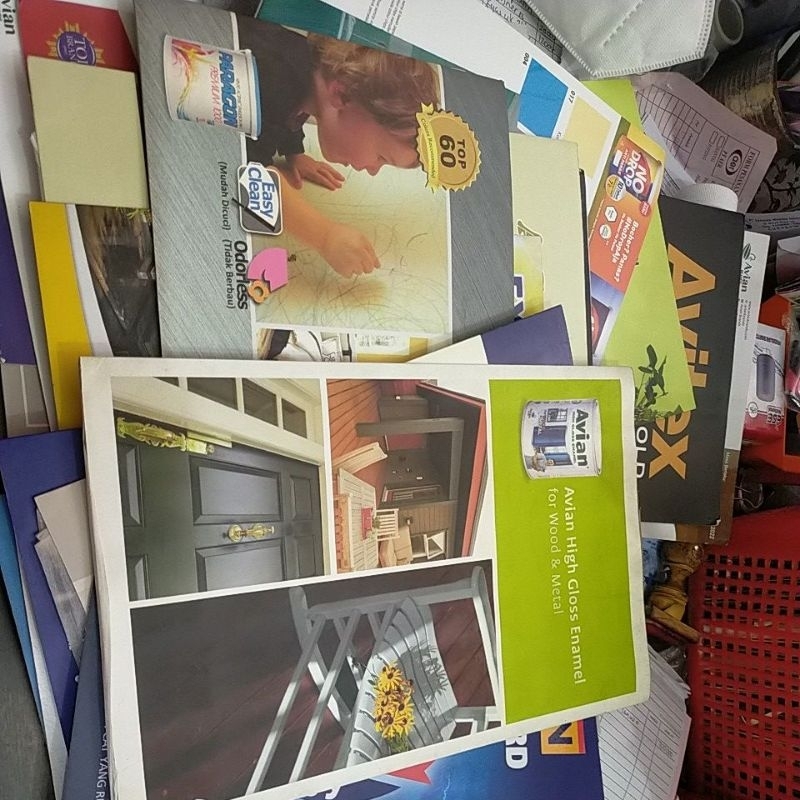 Katalog cat tembok. cat besi kayu. emco Paragon. Avian. Jotun. Jasmine. rj. aga. kojin. harka. boyo 