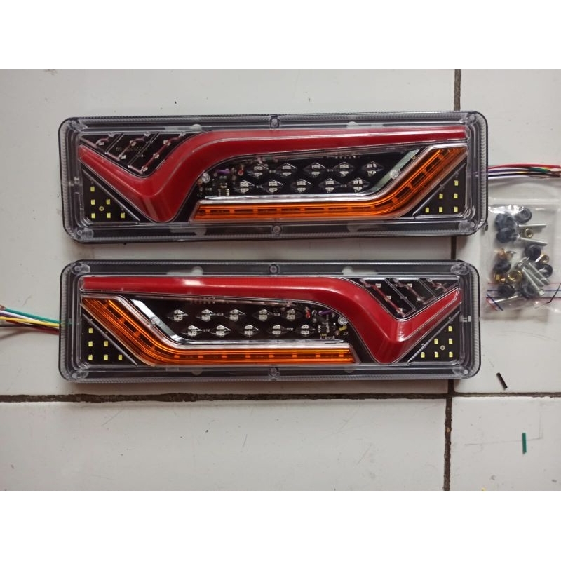 Stoplamp truk 12V dan 24V model V stop lamp model baru panjang 46cm