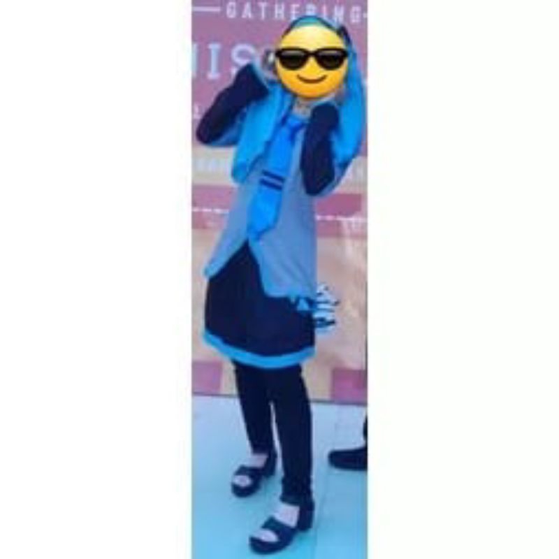 Kostum cosplay costume anime hatsune miku hijab version