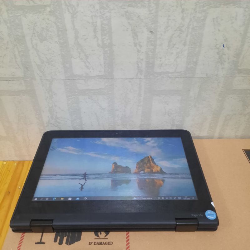 Laptop 2 in 1 Lenovo Thinkpad Yoga 11e Bisa dilipat jadi Tablet TOUCHSCREEN Celeron N4100 Ram 4GB SSD 128GB ok