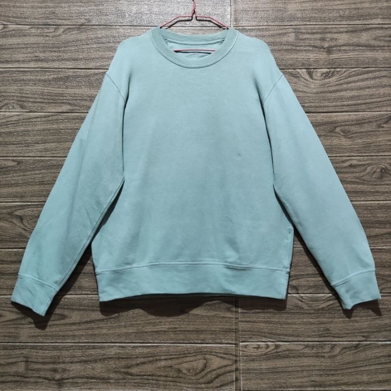 Harga crewneck clearance uniqlo