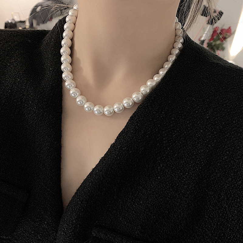 Kalung Mutiara Korea Choker Elegant Simple Polos Pearl Necklace Anti Karat untuk Hijab dan non Hijab dengan Ukuran 8mm, 6mm, 4mm dalam Gaya Korean Style Bahan Berat Premium