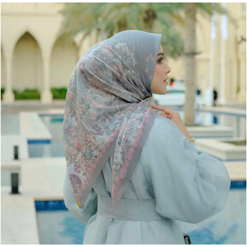 {NEW} BUTTONSCARVES AL QASR TERRAZO XL