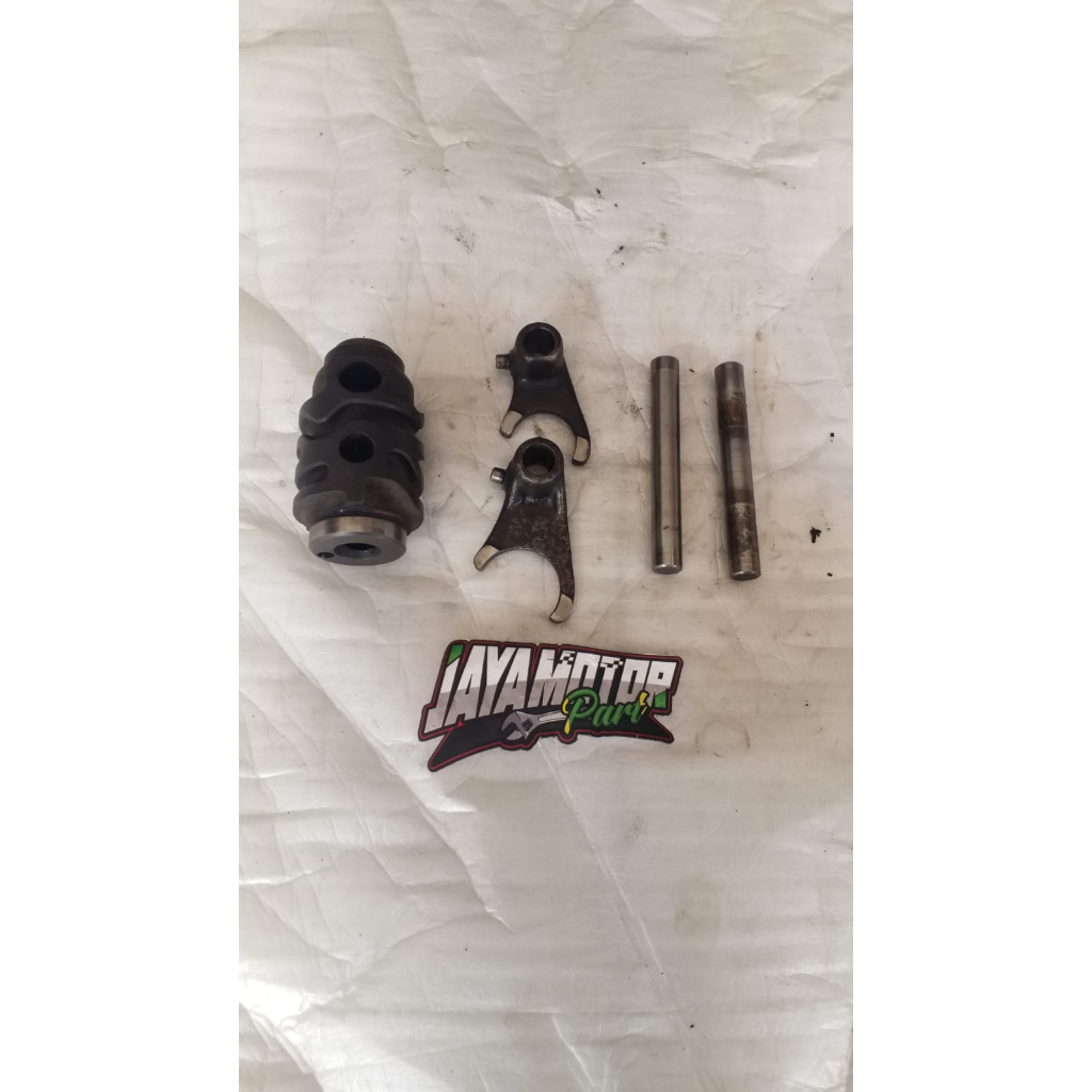 BOTOLAN BINTANGAN CAPIT UDANG RASIO TRANMISI KAWASAKI KAZE R KAZE ORIGINAL COPOTAN SECOND MOTOR