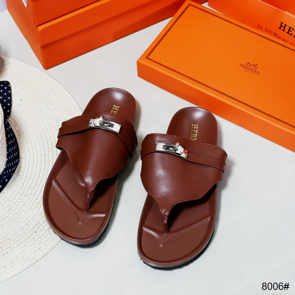 8006 Buckle Sandals