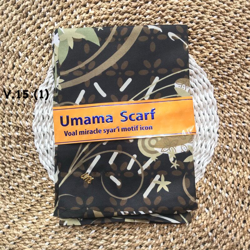 HIJAB SEGIEMPAT VOAL MIRACLE SYARI MOTIF UMAMA SCARF V.15