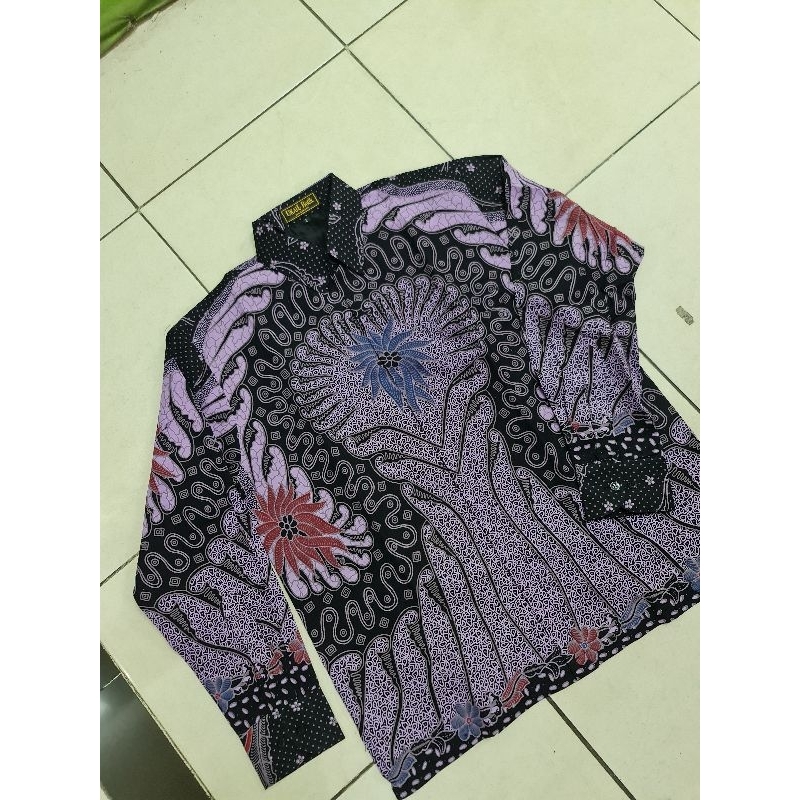 Kemeja Batik Pria Lengan Panjang Motif Violet Ungu Lapis Furing Bahan Katun Halus Premium