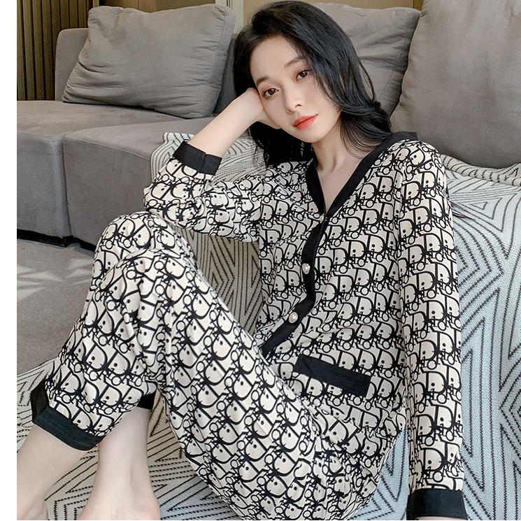 Piyama Wanita Dewasa Model Kancing Depan Mewah Lengan Panjang Celana Panjang Import High Quality Sleepwear