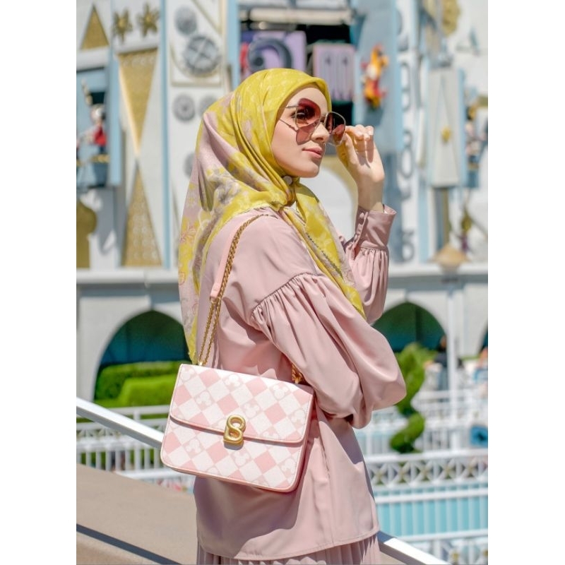 THE DREAM PARK SERIES BUTTONSCARVES | DREAM PARK SUN