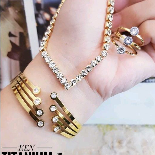 Set Perhiasan Titanium Wanita Dewasa Terbaru Gold Kalung Aurel 205a1