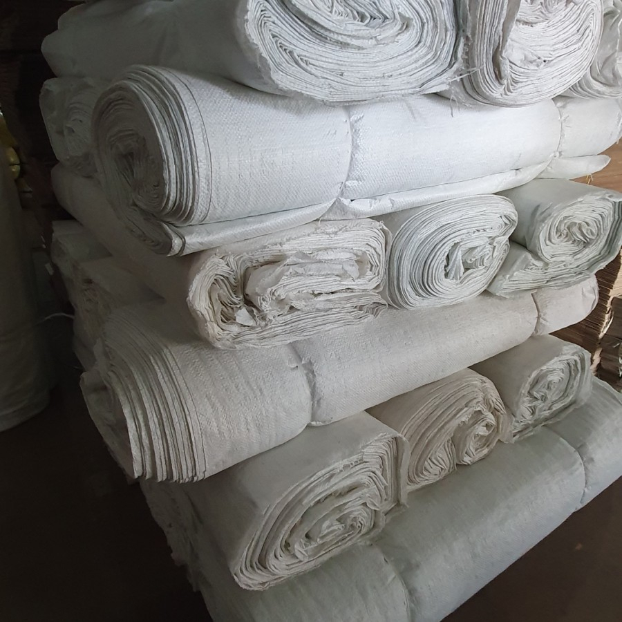 

karung bagor 180 cm × 70 m ( 90 cm belah)