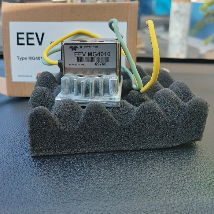 Magnetron MG4010 X BAND / Magnetron Radar Furuno 2117 , 2115