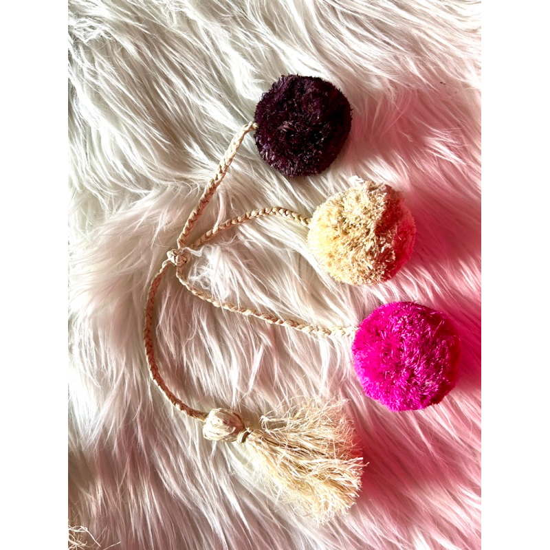 RANDOM POM POM Accesories Tas Jali Tas Anyaman Plastik