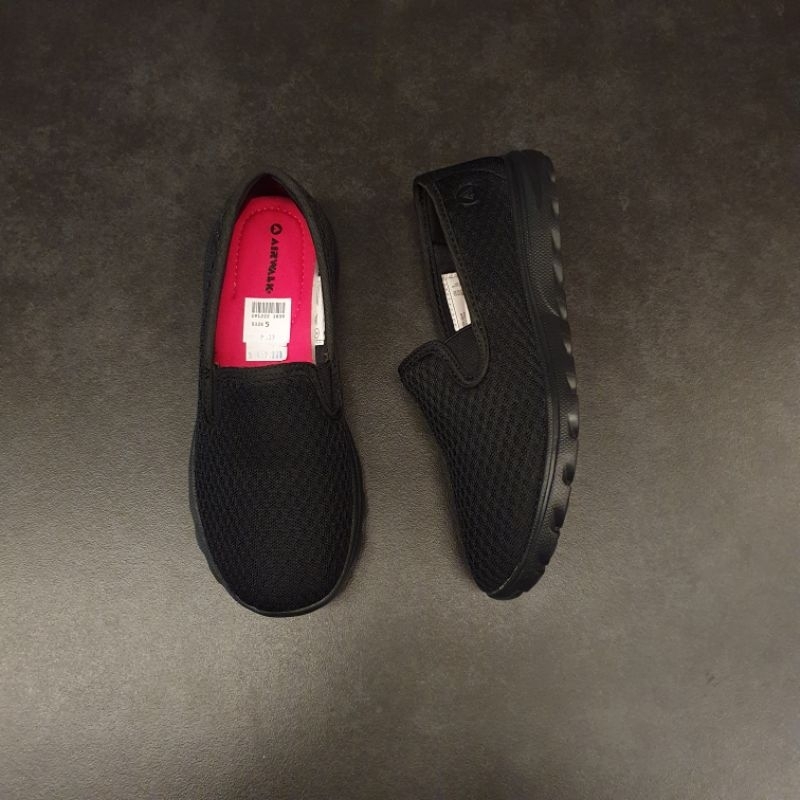 Jastip Termurah Payless by Goddes Sepatu Slip On Kerja Hitam Airwalk Raven
