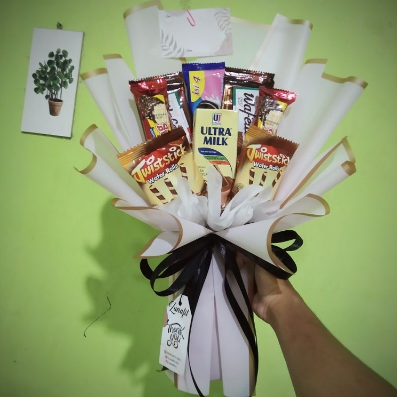 

Bucket Snack/ Snack Bucket/Bucket Makanan/ Bucket Wisuda/Bucket Ulang Tahun