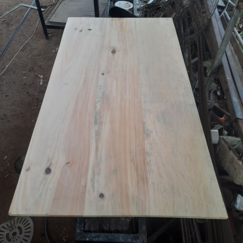 Papan Kayu Pinus Lebar 50cm Panjang 100cm