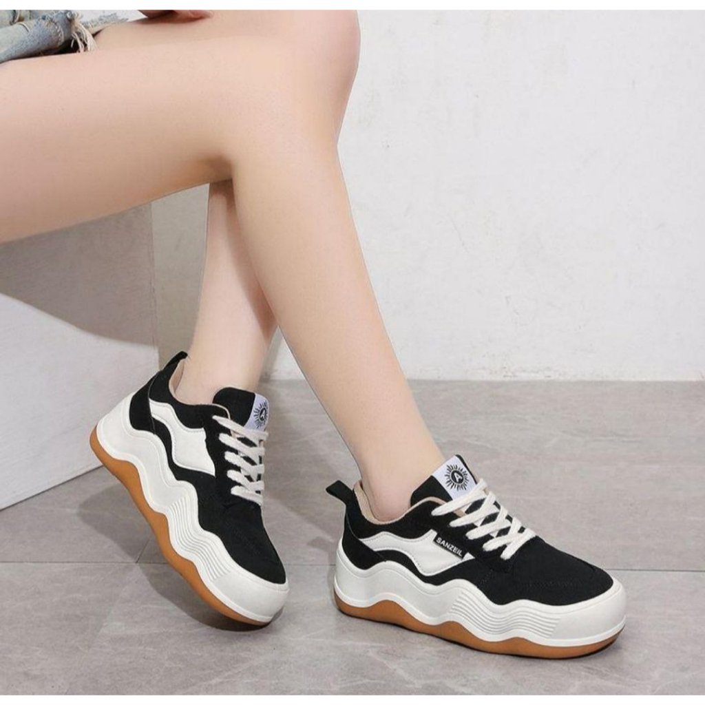 8320 Sepatu Sneakers Wanita Fashion Import JHOPE Casual Shoes Bisa COD (With Box)