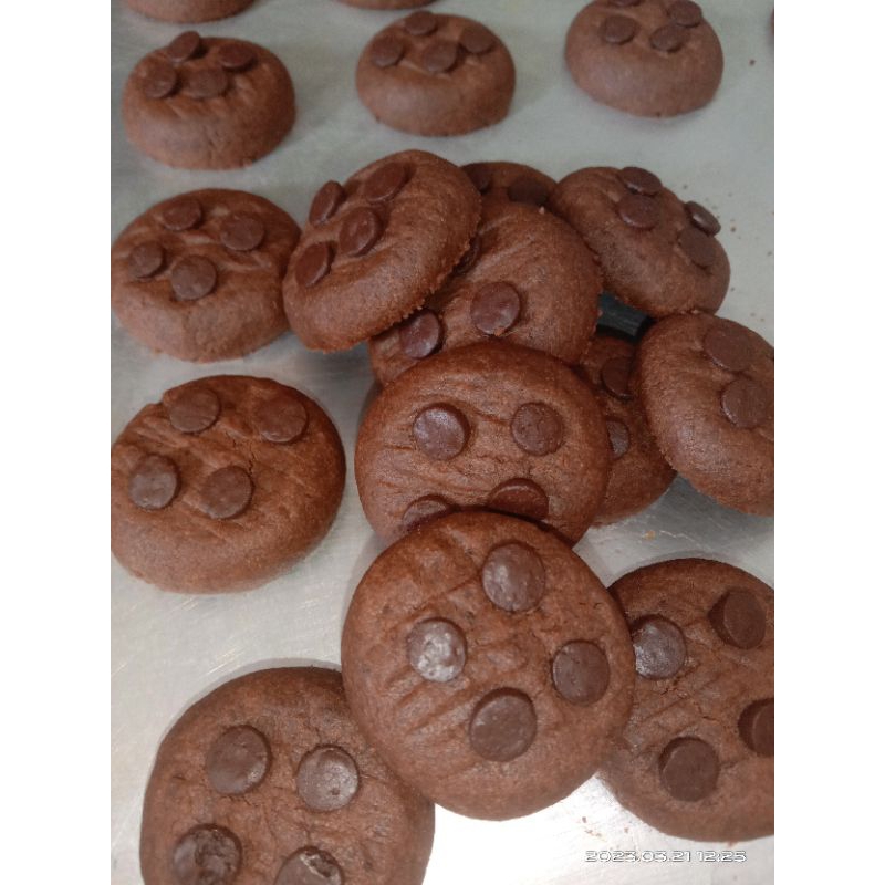 COOKIES COKLAT BELI 2 GRATIS 1 POUCH KUE KACANG