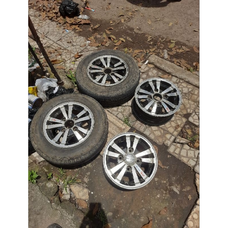 velg r12 carry