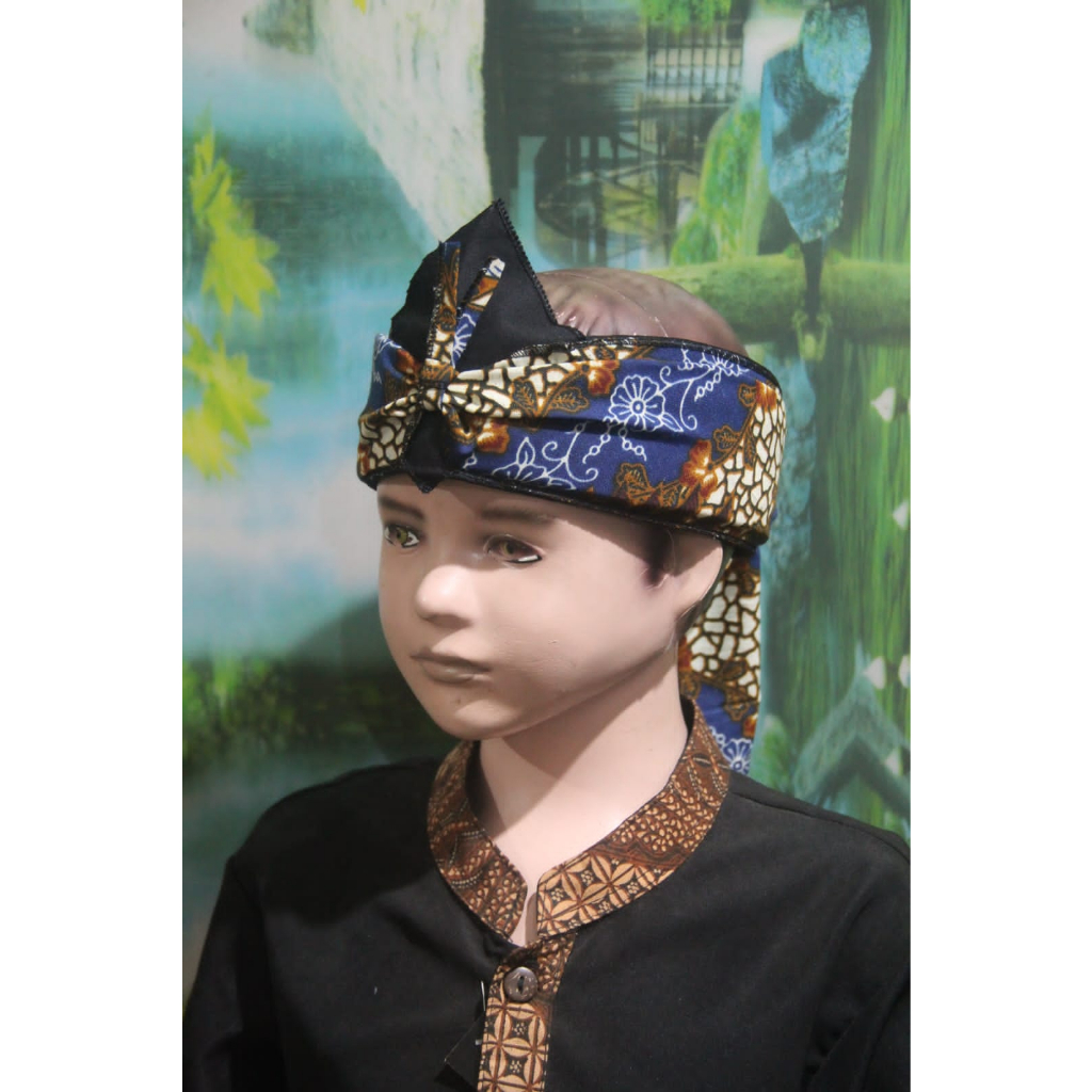 iket kepala sunda jawa blangkon tradisional anak anak batik USIA 1-10 TAHUN atas bolong (BIRU)