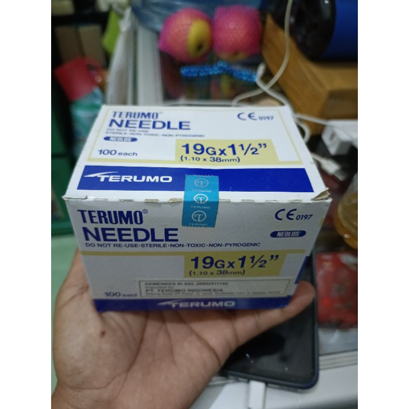 NEEDLE TERUMO NEOLUS UK 19G