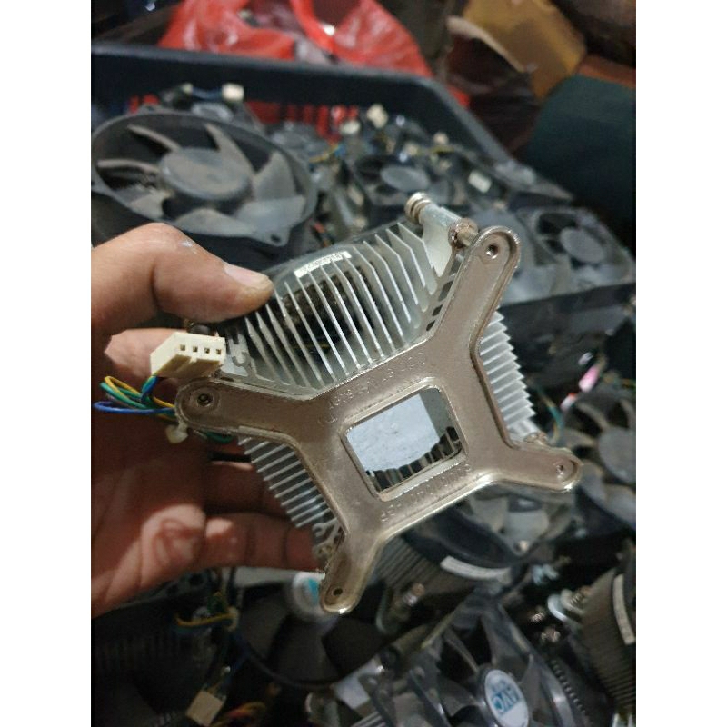 FAN HEATSHINK PROCESSOR BUILTUP SOCKET 775 UNTUK INTEL