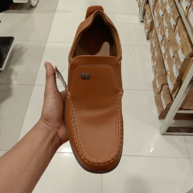 WATCHOUT SEPATU SLIP ON PRIA ORIGINAL