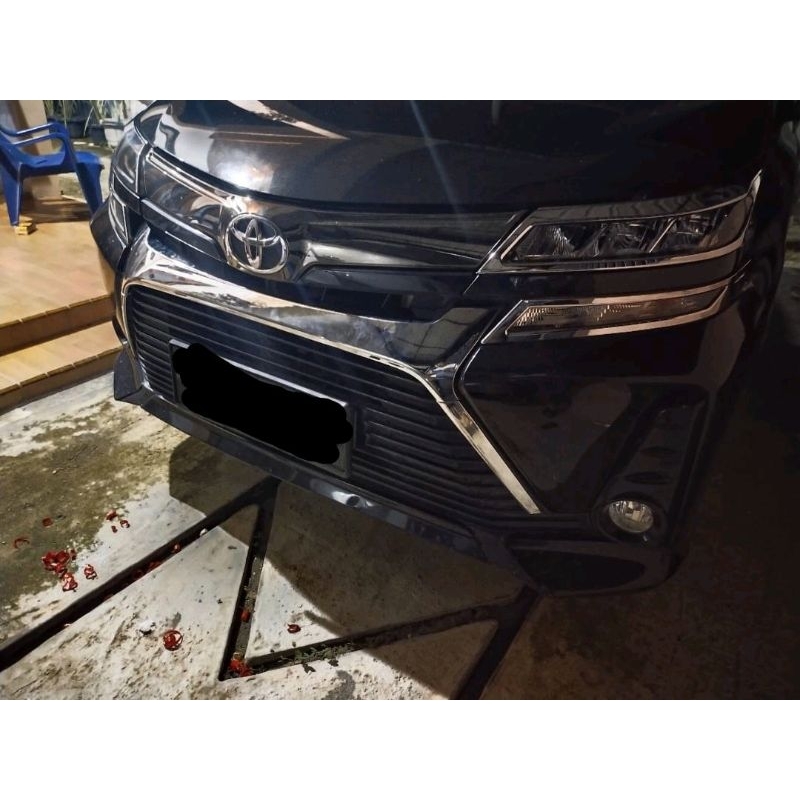 List lis grille GRILL BUMPER  depan TOYOTA avanza  VELOZ velos 2019 2020 2021 CHROME CROME tempel