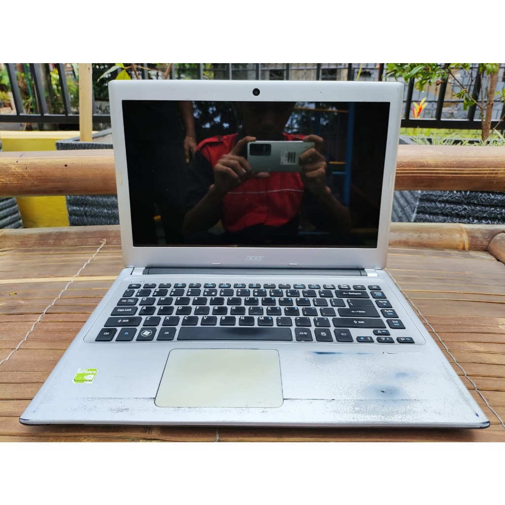 LAPTOP ACER ASPIRE V5 471 I3 3227U RAM 4GB SSD 128GB VGA GT 710M