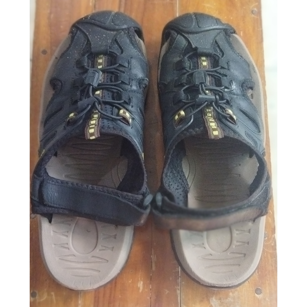 Sandal Gunung Outdoor Kulit Asli Pria Wanita KASUAL SANTAI ORIGINAL (BEKAS / SECOND)